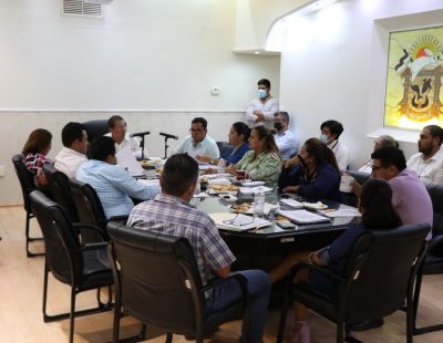 En Sesión de Cabildo, el Gobierno de Tuxpan formaliza la donación de predios a 6 escuelas y aprueban Estados Financieros