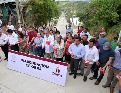 Se inauguró la pavimentación con concreto hidráulico de la calle Miguel Hidalgo, de la colonia Insurgentes