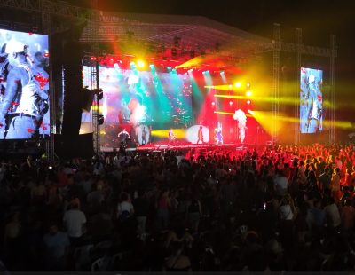 Ante un lleno impresionante, PISO 21 dio uno de sus más vibrantes conciertos y cautivó a los miles de asistentes que llenaron el estadio