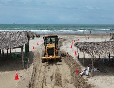 Grandes avances en la limpieza de las playas de Tuxpan. La zona turística ya luce un cambio radical