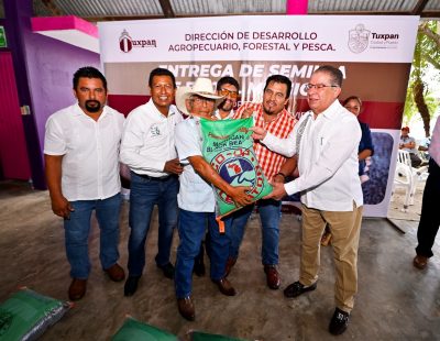 Con el apoyo del Gobierno de Tuxpan, campesinos de 30 comunidades sembrarán 560 hectáreas de frijol