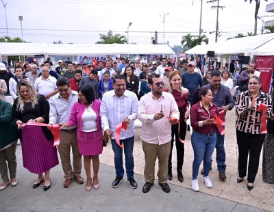 Empresas e instituciones de gobierno ofertan oportunidades laborales en la Feria del Empleo Tuxpan 2025