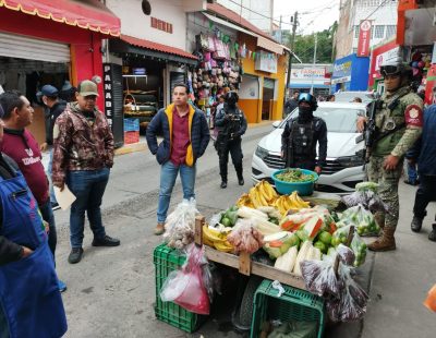 Nuevo operativo de retiro de vendedores ambulantes en calles de la zona centro de Tuxpan