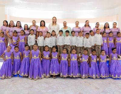 El alcalde Dr. Jesús Fomperoza Torres apadrina graduación de niñas y niños de CAIC del DIF Tuxpan