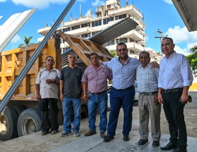 Comunidades tuxpeñas beneficiadas con la entrega de material de construcción de parte del Ayuntamiento