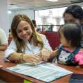 DIF Tuxpan brinda certeza jurídica a 12 menores con registro de nacimiento