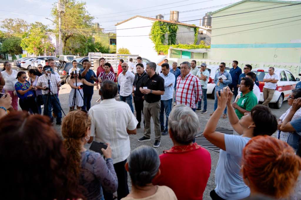 Obras de drenaje en Infonavit CANACO Tuxpan