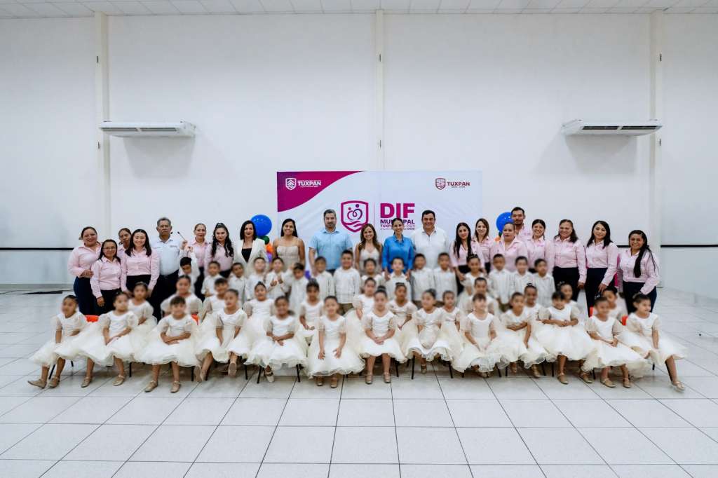 Graduación CAIC Tuxpan generación 2023-2026 del DIF Municipal