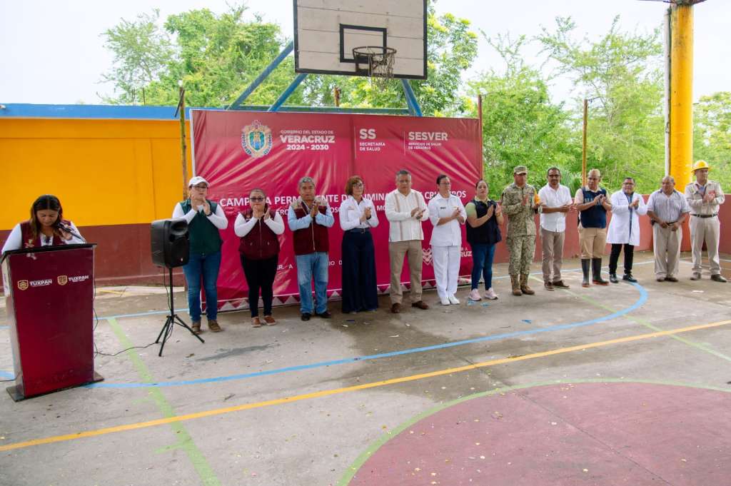Campaña de prevención del dengue en Tuxpan