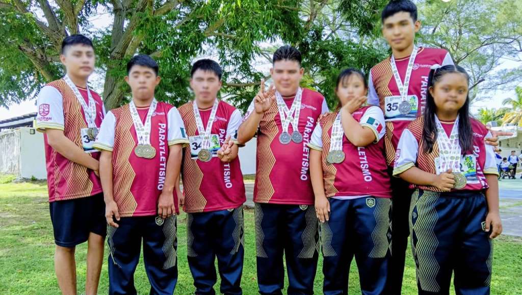 Atletas de Tuxpan en la Paralimpiada Estatal Veracruz 2026
