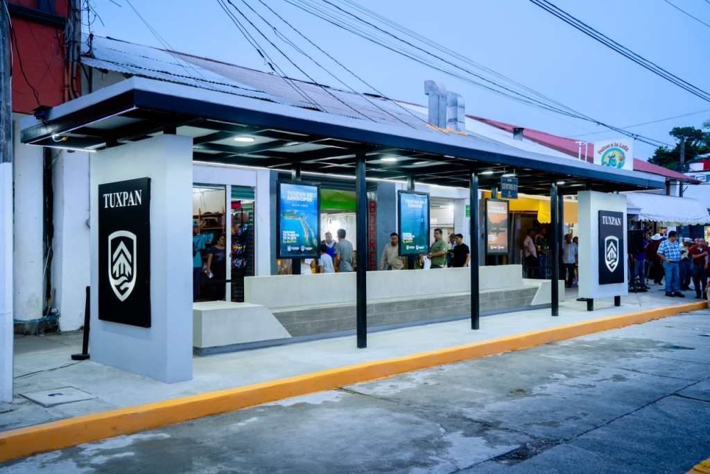 Nuevas paradas de autobuses Tuxpan Centro 01 y Centro 02